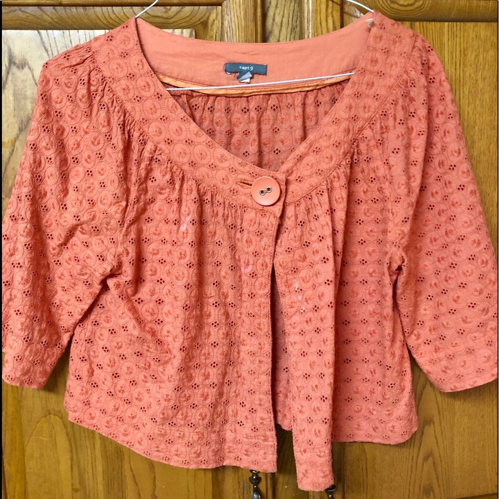 Beautiful orange jacket - Picture 3 of 4